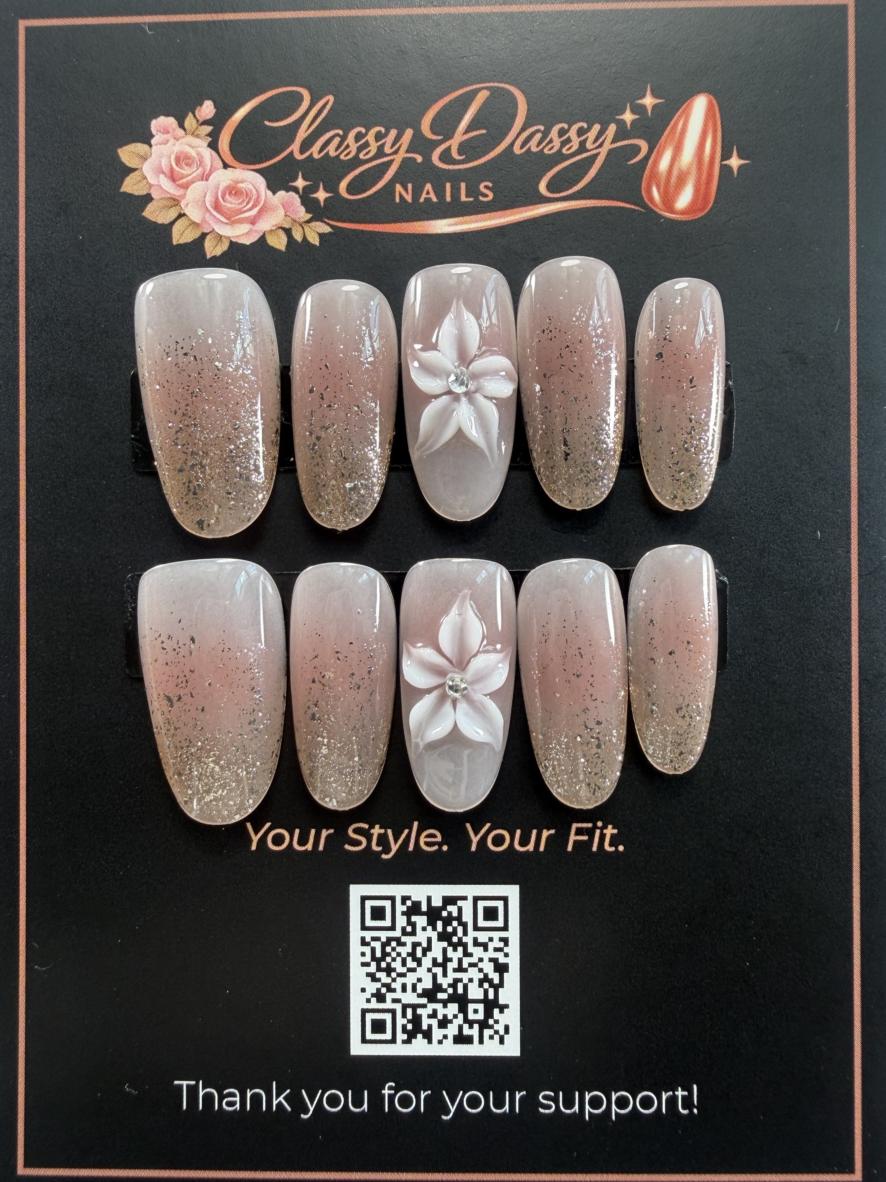 Gold Glitter Lily Oval Press-On Nails – Medium Length