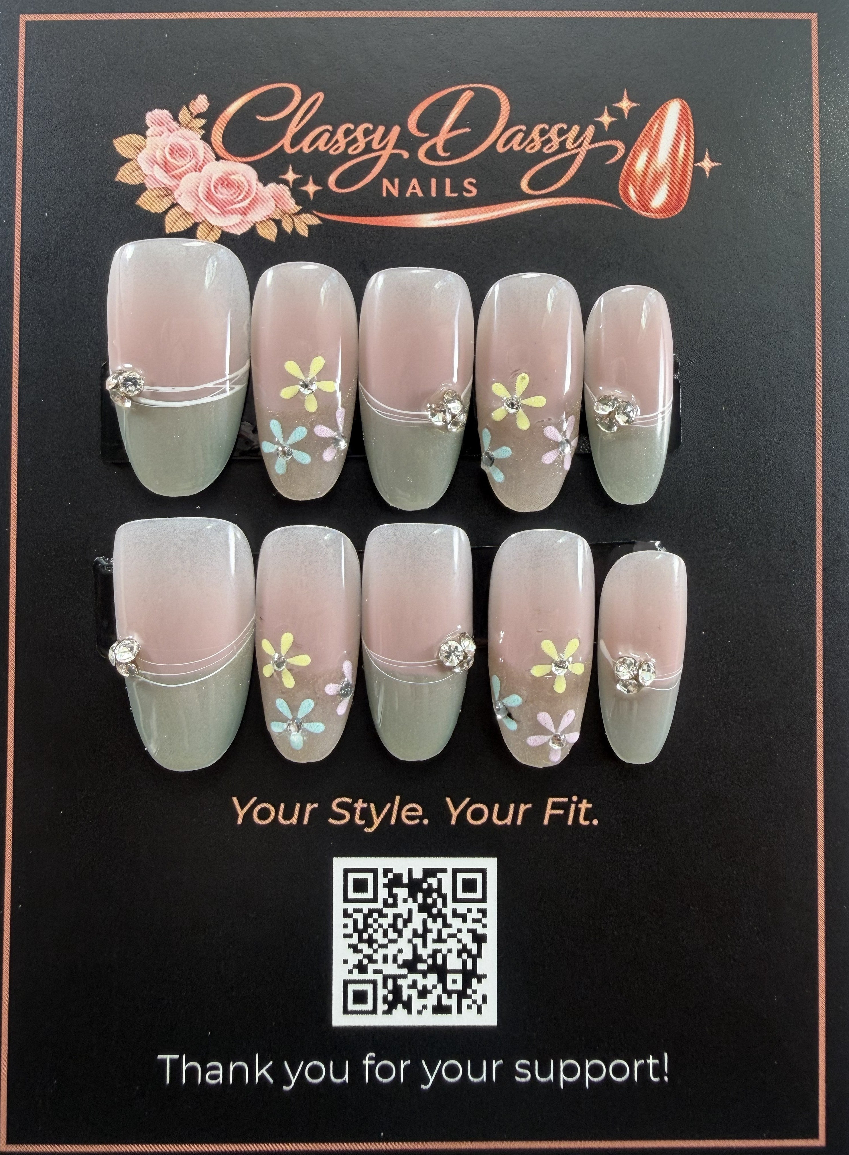 Pastel Daisy Oval Press-On Nails – Medium Length